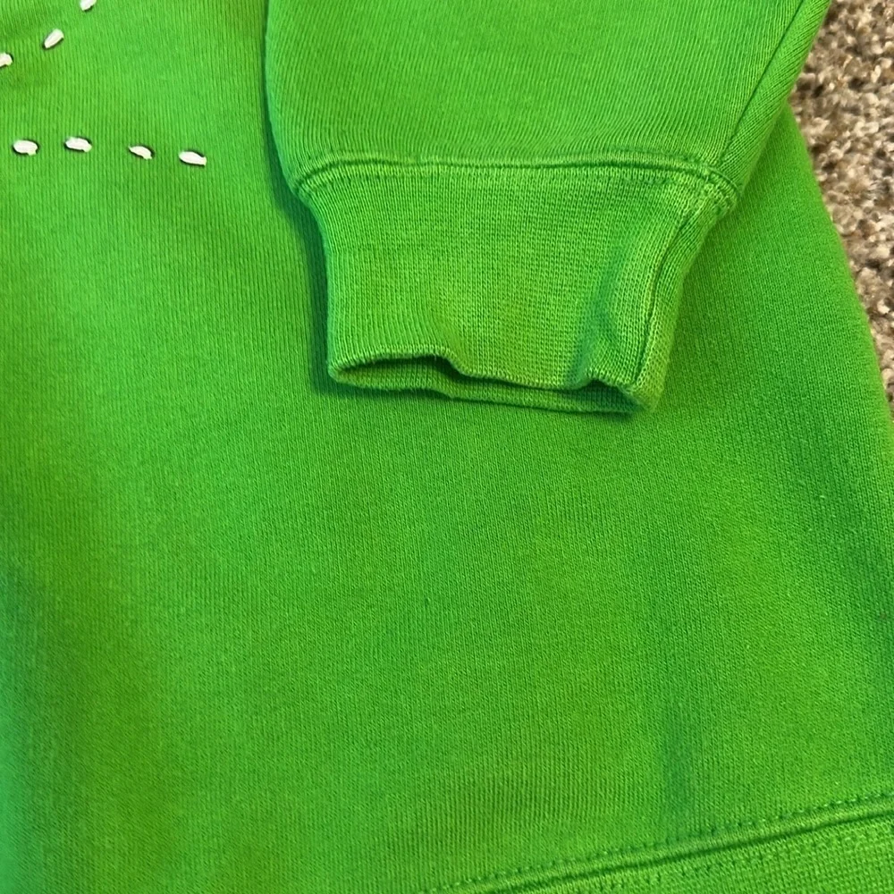 Vintage Talbots Kids Green Winter Scene Penguin Sweatshirt, size 8, EUC